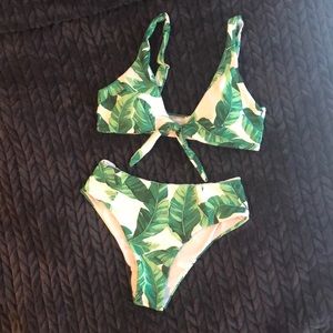 NWOT Palm Leaf Tie Bikini Set